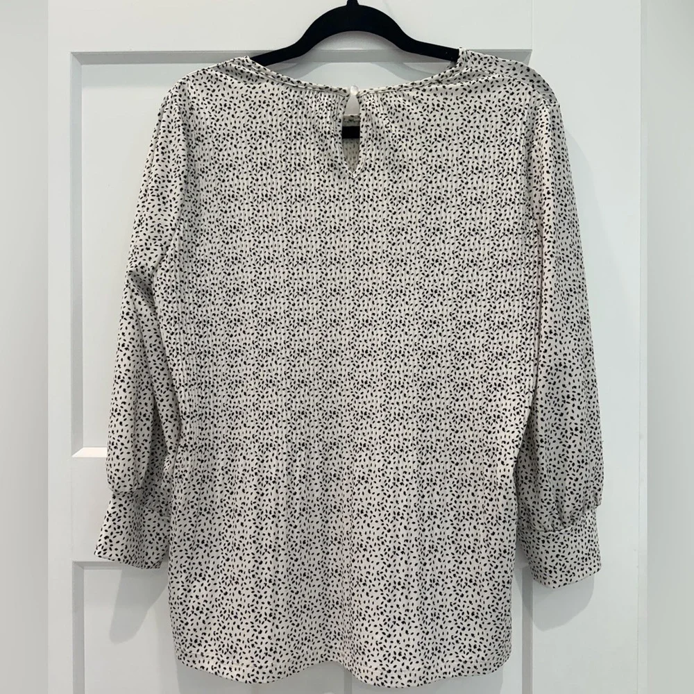 Adrianna Papell Cream & Black Print Blouse, Business Casual Top- Size‎ Small